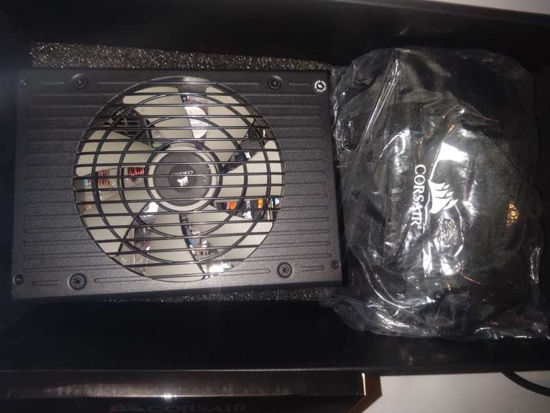 Corsair AXi Series, AX1600i, 1600 Watt, 80+ Titanium Certified, Fully Modular - Digital Power Supply