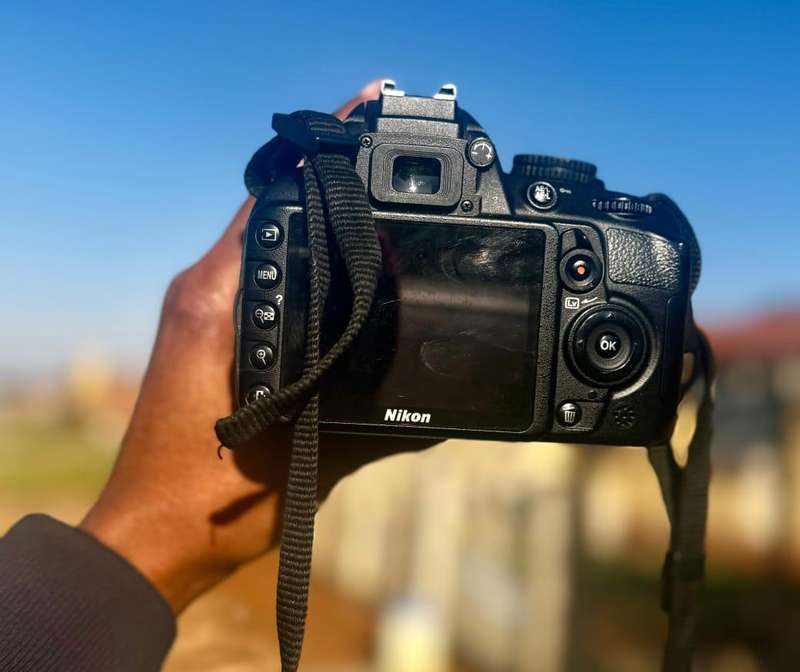 Nikon D3100