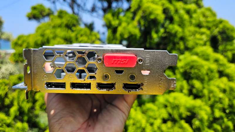 Msi armor rx 580 8gb (Faulty)