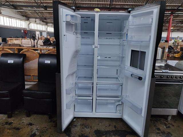 Samsung Side By Side Refrigerator - RS51K5680SL