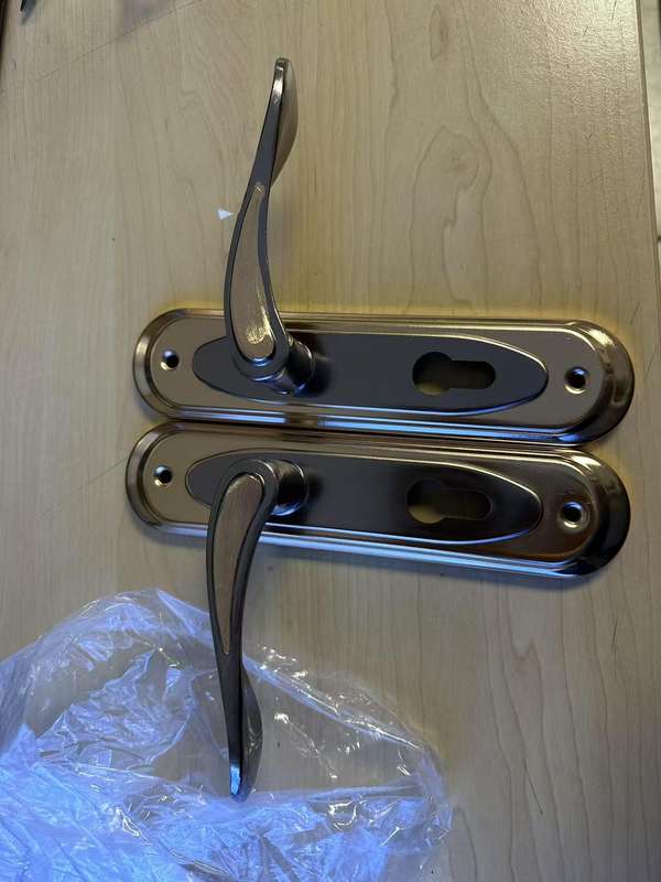 MTY-5 lever lock is used for inner door M96907