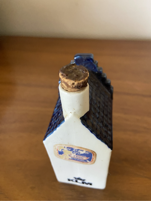 Rynbende KLM Delft Miniature House (empty)