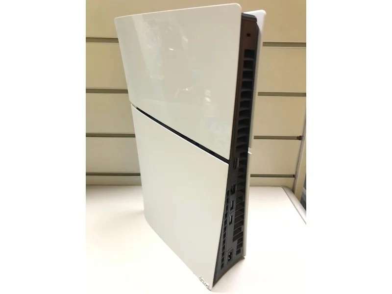 Playstation 5 Slim 1Tb - - Free Shipping