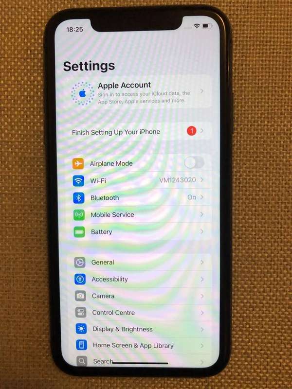 iPhone 11 Black 64Gb Original - Good Condition
