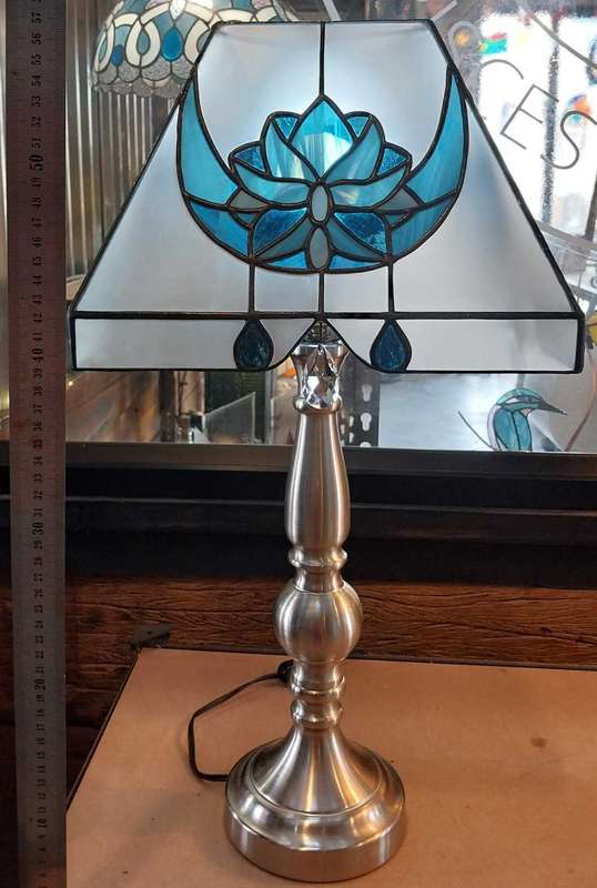 Stained Glass Lotus Lamp