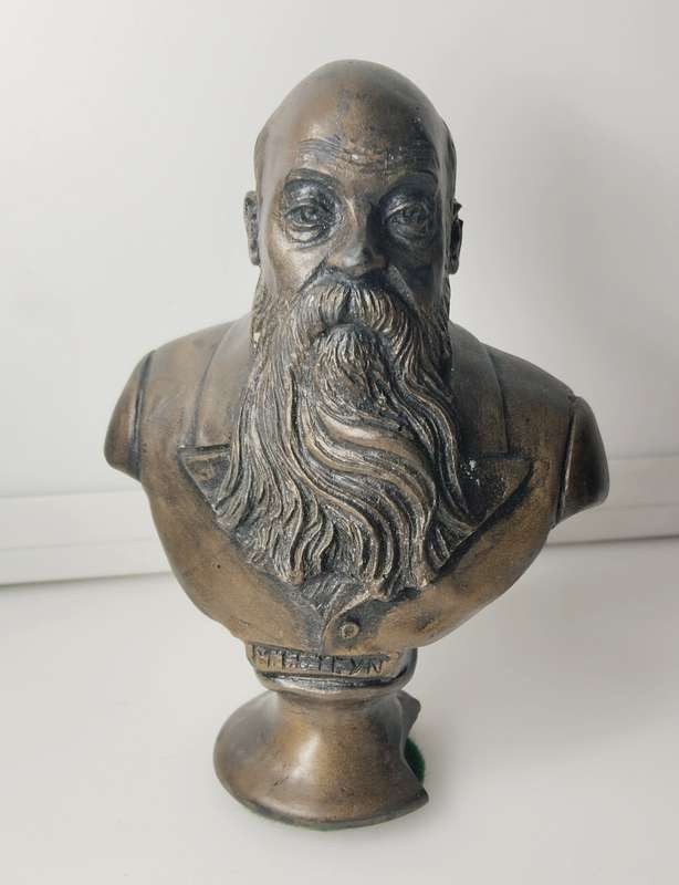 President MT Steyn (Orange Free State) bust by P Minnaar 1978