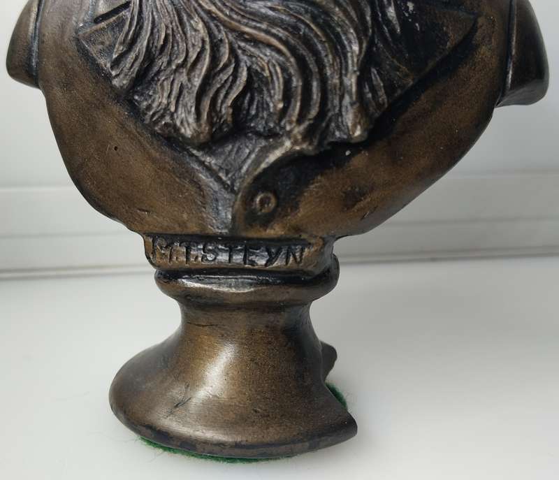 President MT Steyn (Orange Free State) bust by P Minnaar 1978