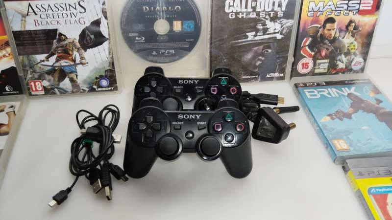 PlayStation 3 Super Slim 1TB Bundle