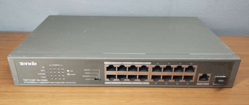 Tenda TEF1118P-16-150W Switch With 16 Port POE