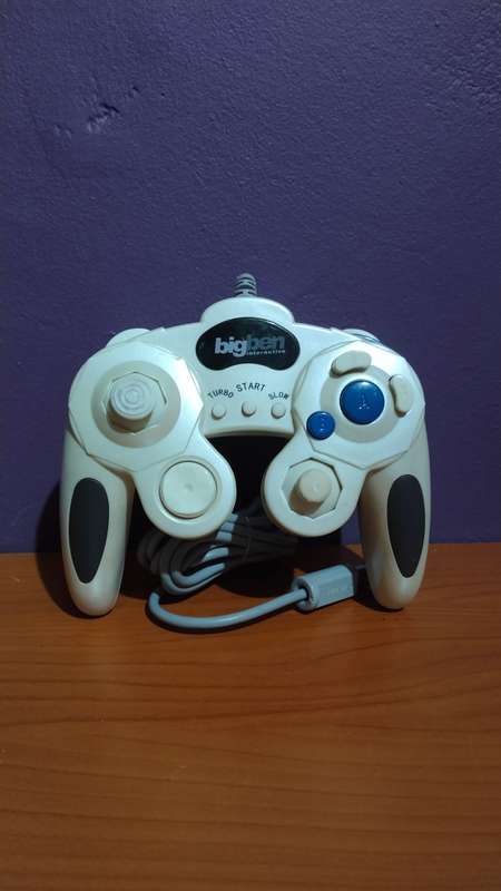 BigBen Nintendo GameCube Remote Controllers