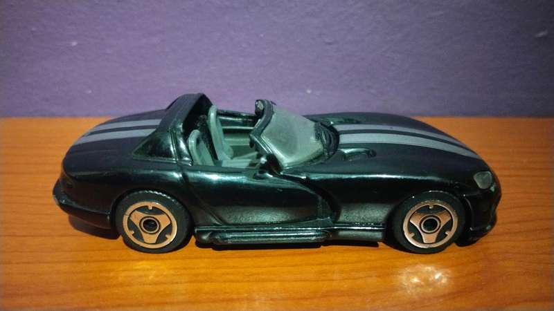 Dodge Viper Rt/10 Burago 1/43 Scale Model