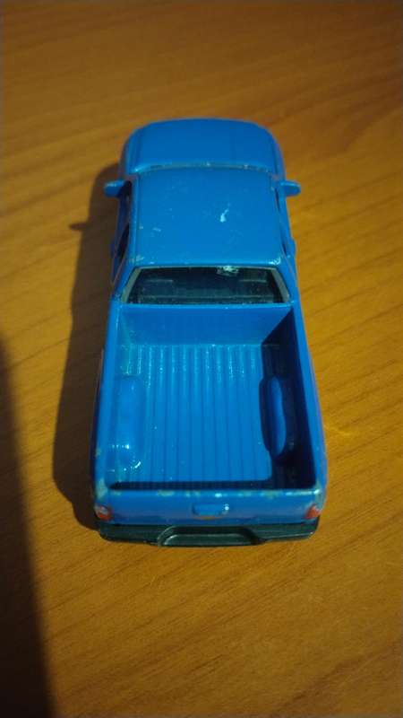 2016 CHEVROLET SILVERADO MAJORETTE 1/71 Scale Model