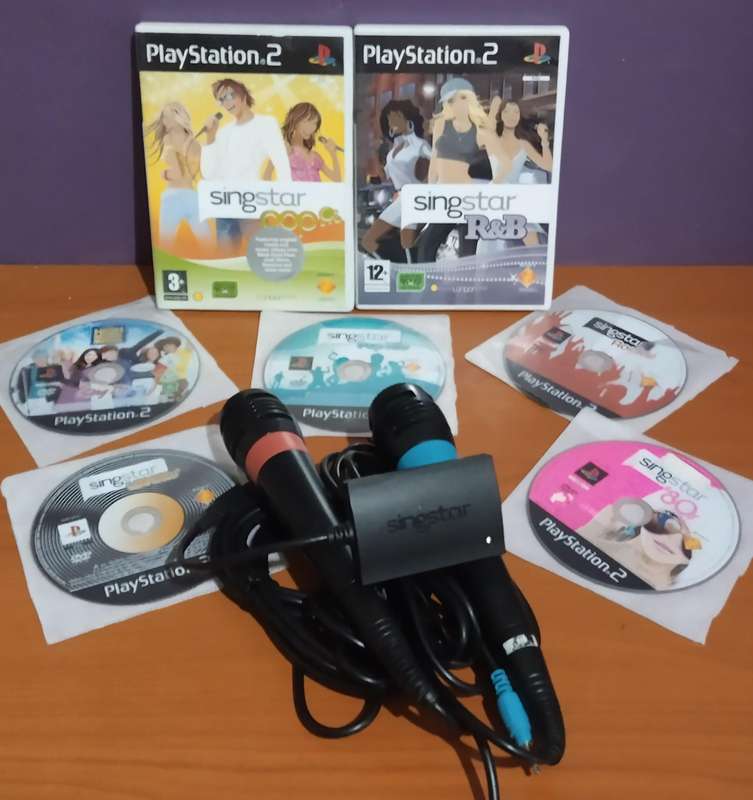Singstar bundle- PS2