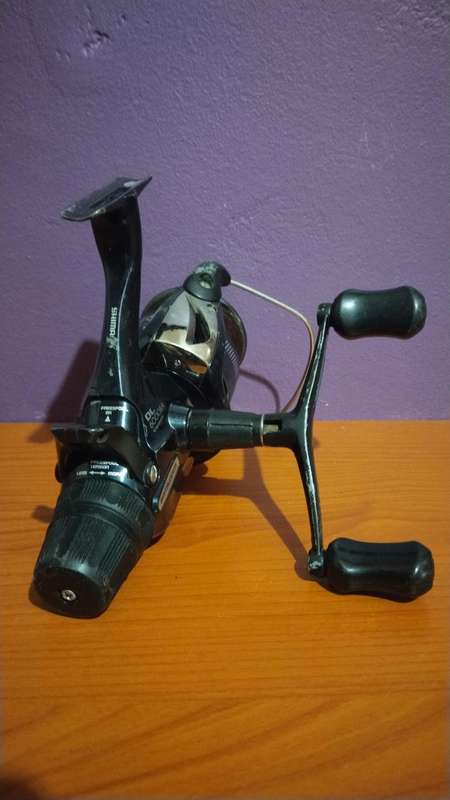 Shimano Baitrunner Reel