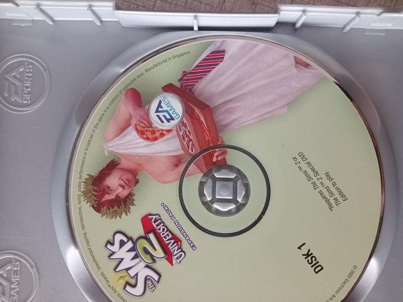PC GAME SIMS 2 UNIVERSITY