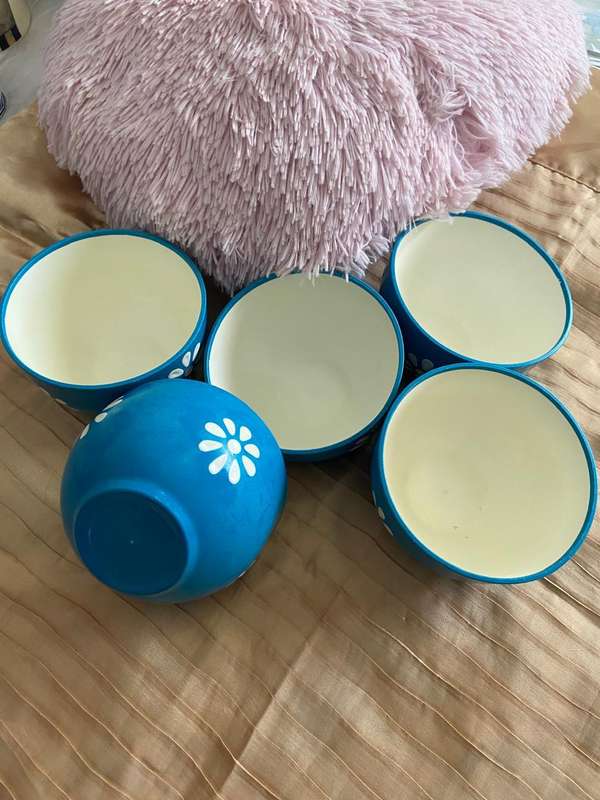 Assorted Kitchen Items, Second Hand, Lot 7 Of 11