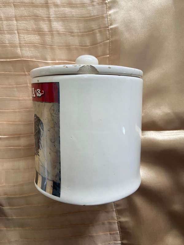 Assorted Kitchen Items, Second Hand, Lot 7 Of 11