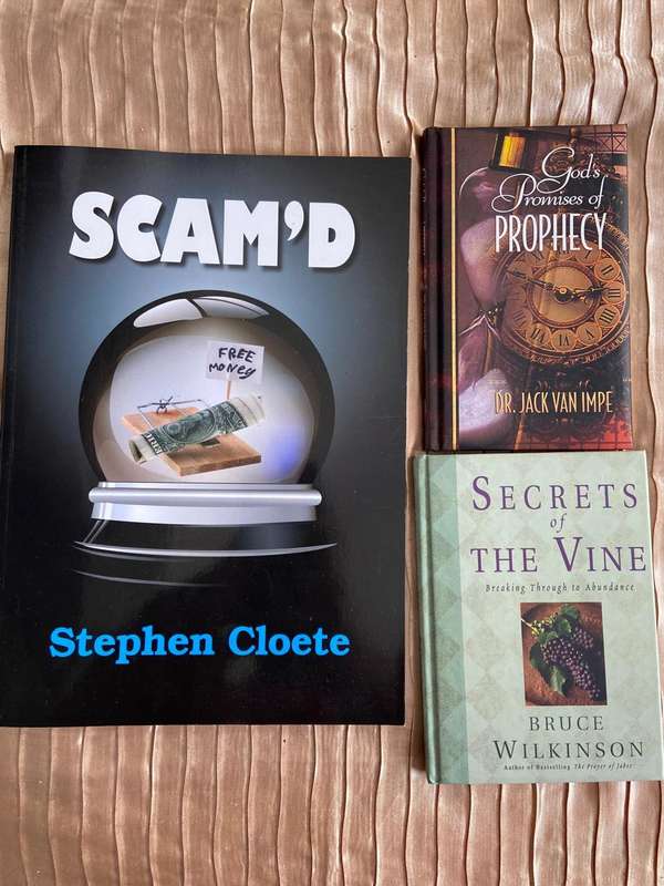 Assorted English Books, Lot 4 Of 13