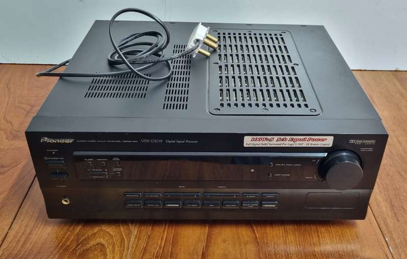 Pioneer 5 x 100w RMS Amplifier
