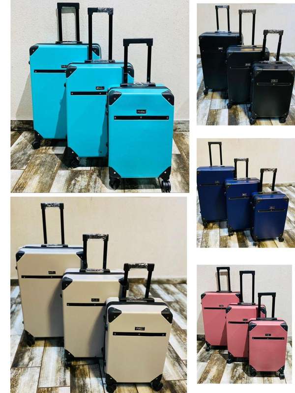 Luggage set