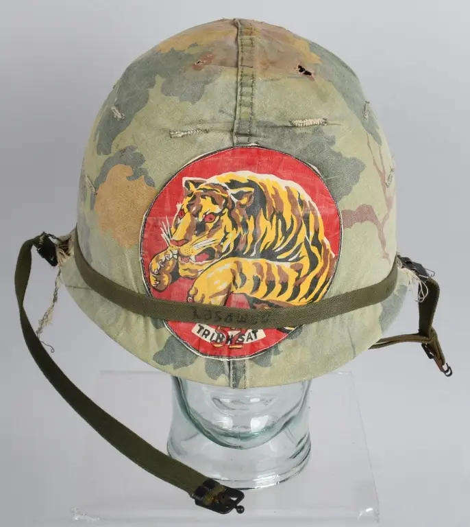Army of the Republic of Vietnam TRINH SAT 52nd Ranger Reconnaissance Special Forces Battalion Badge