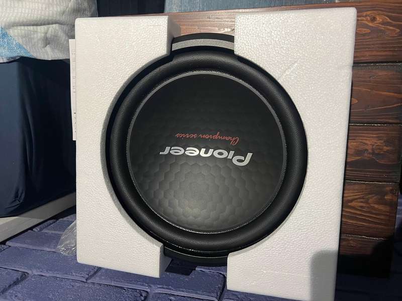 Pioneer TS-W312S4 Subwoofer Pillar Mounted Round Car Speaker  (1600 W)