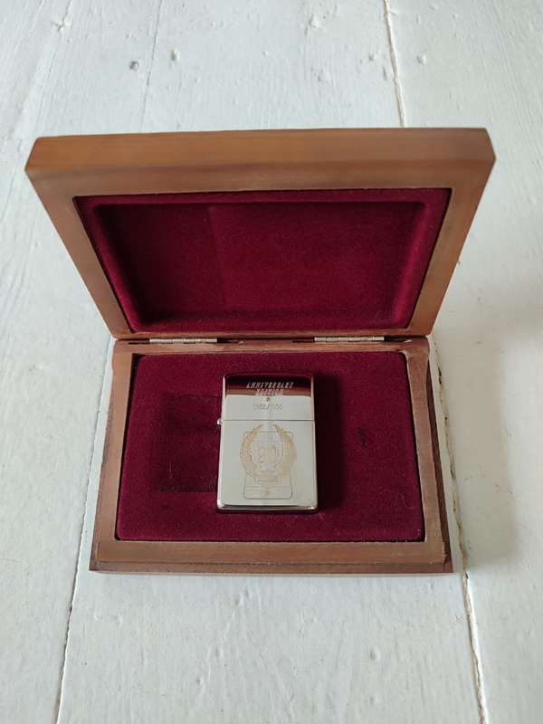 Harley Davidson 90 year Anniversary Limited edition Zippo Lighter