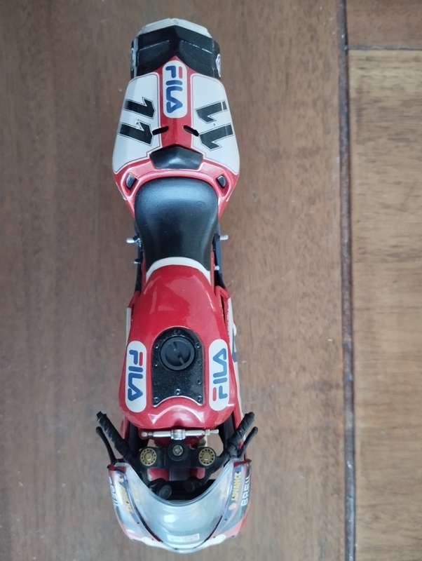 Ducati 999 Fila Ruben Xaus no 11 Newray Model
