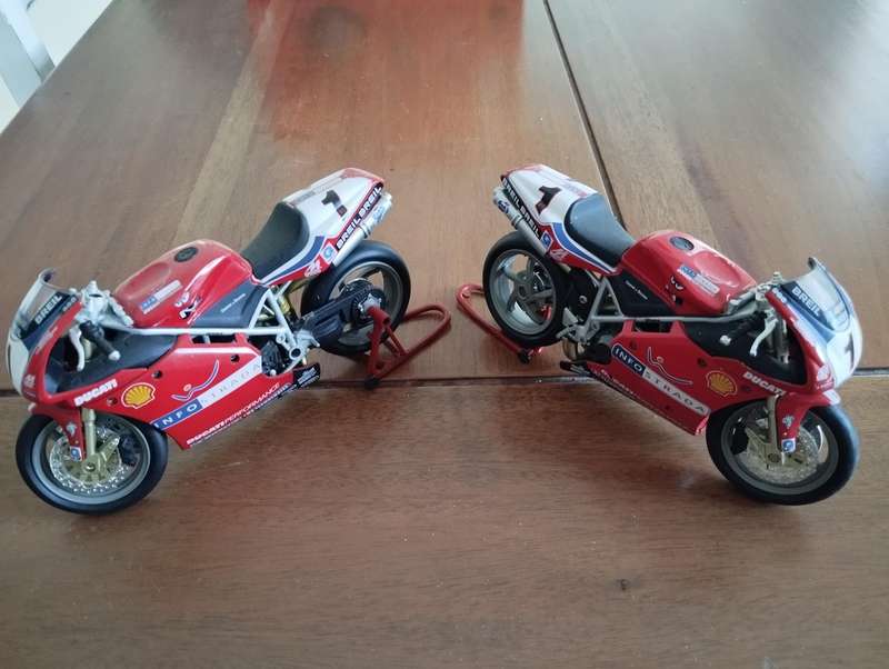 Ducati 998 Troy Bayliss Die Cast Model