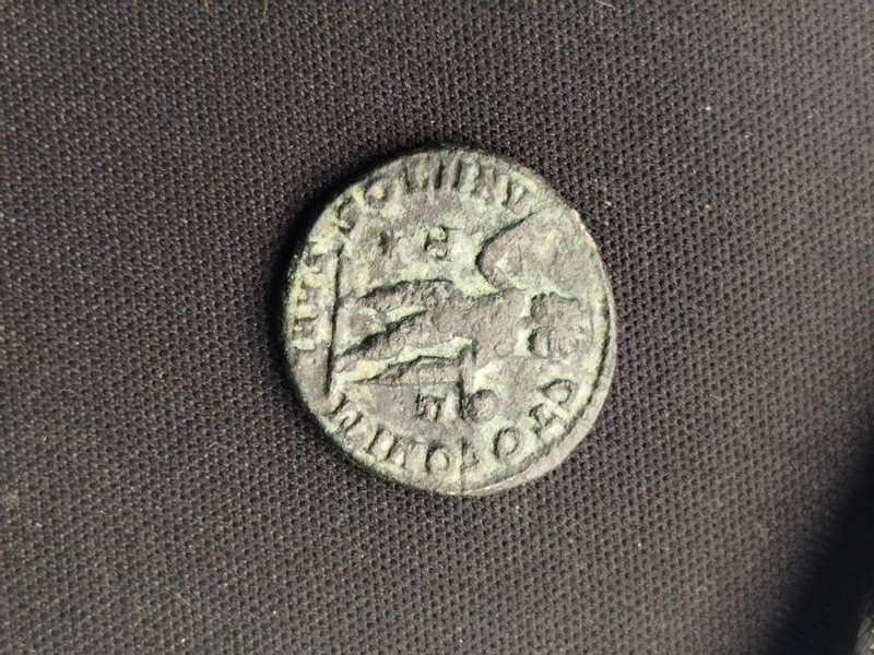 Roman Bronze Coin  Constantine the Great (c. AD 306337)  Victory Reverse  AE3/AE2