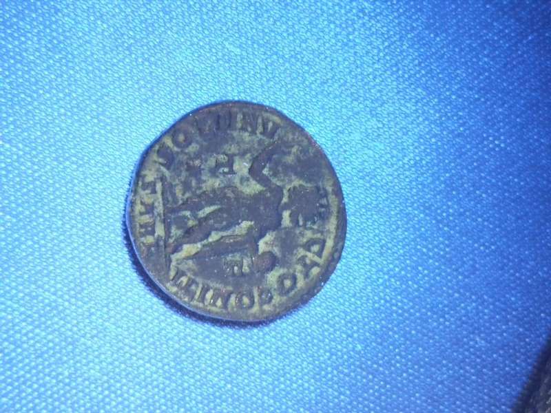 Roman Bronze Coin  Constantine the Great (c. AD 306337)  Victory Reverse  AE3/AE2