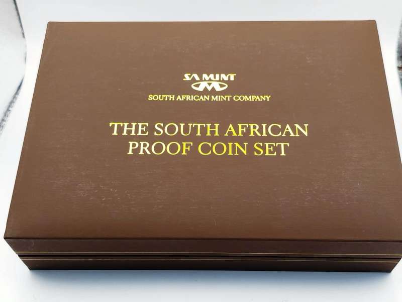 2013 South African Proof Coin Set  SA Mint Company  Complete with Certificate