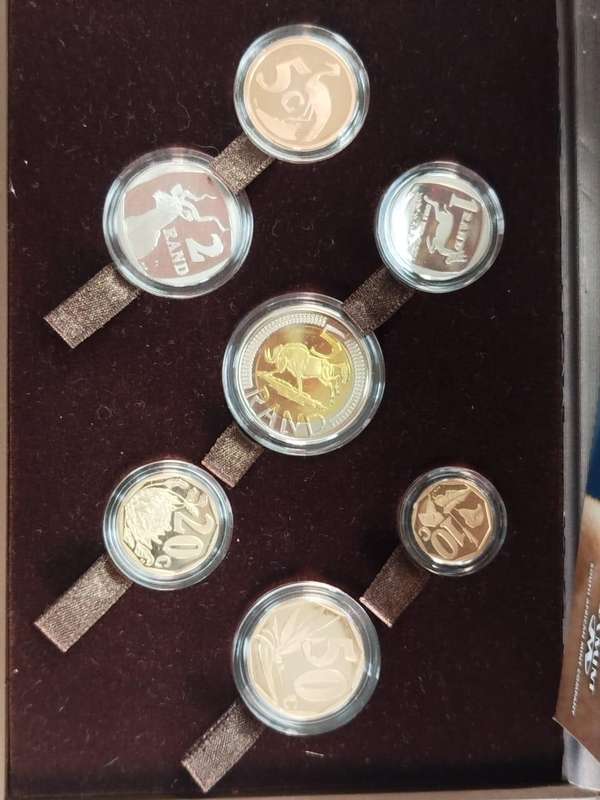 2013 South African Proof Coin Set  SA Mint Company  Complete with Certificate