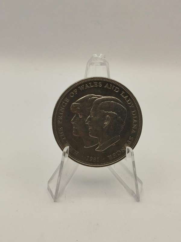  1981 Royal Wedding Crown  Prince Charles & Lady Diana Spencer | British Historic Coin