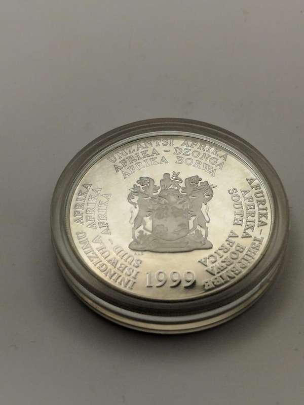  1999 R2 Great White Shark  Marine Series Proof Coin | SA Mint | Box + COA | 92.5% Silver  Rare