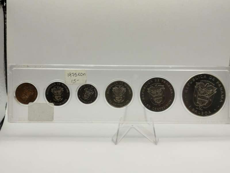 1975 Republic of Panama Proof Coin Set  Rare Collectible