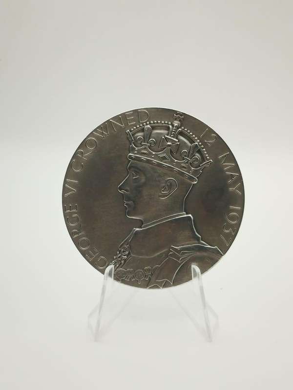 1937 George VI & Queen Elizabeth Coronation Medallion  99.85% Fine Silver (90.4g)  Ultra Rare