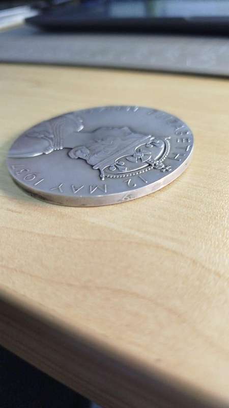 1937 George VI & Queen Elizabeth Coronation Medallion  99.85% Fine Silver (90.4g)  Ultra Rare