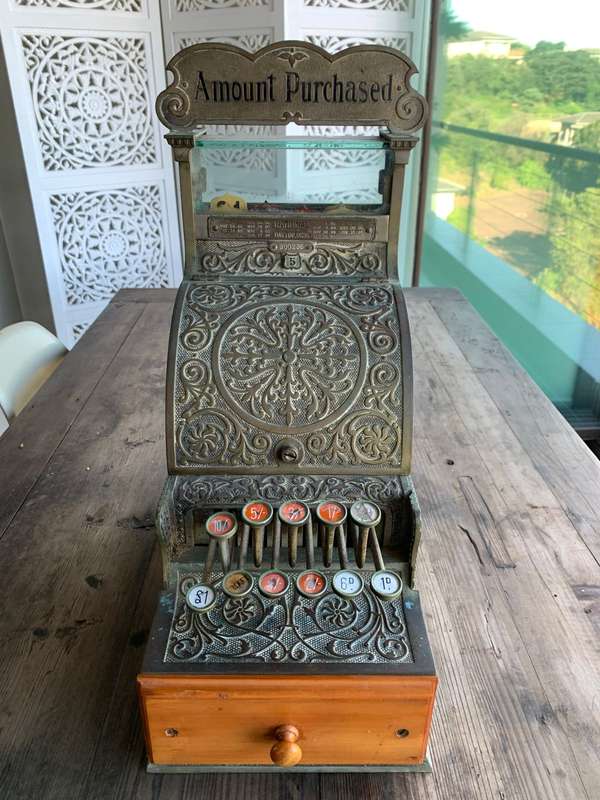 A 1902 model 5 (Dayton Ohio) candy store National Cash Register.