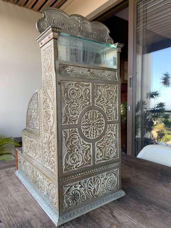A 1902 model 5 (Dayton Ohio) candy store National Cash Register.
