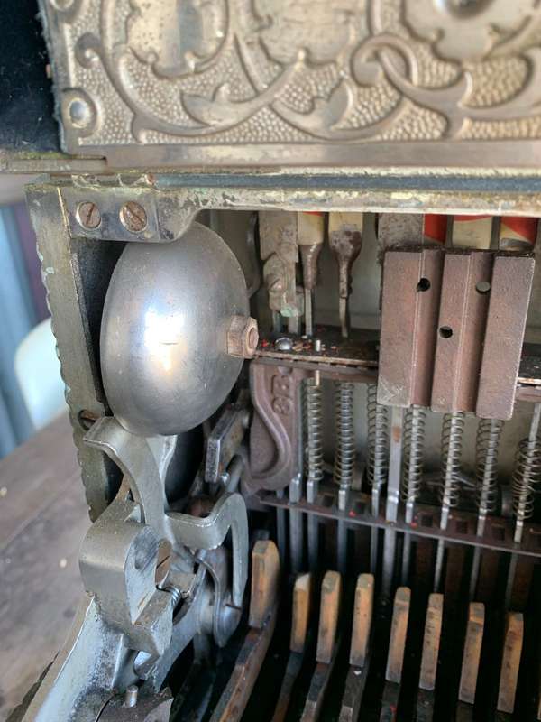 A 1902 model 5 (Dayton Ohio) candy store National Cash Register.