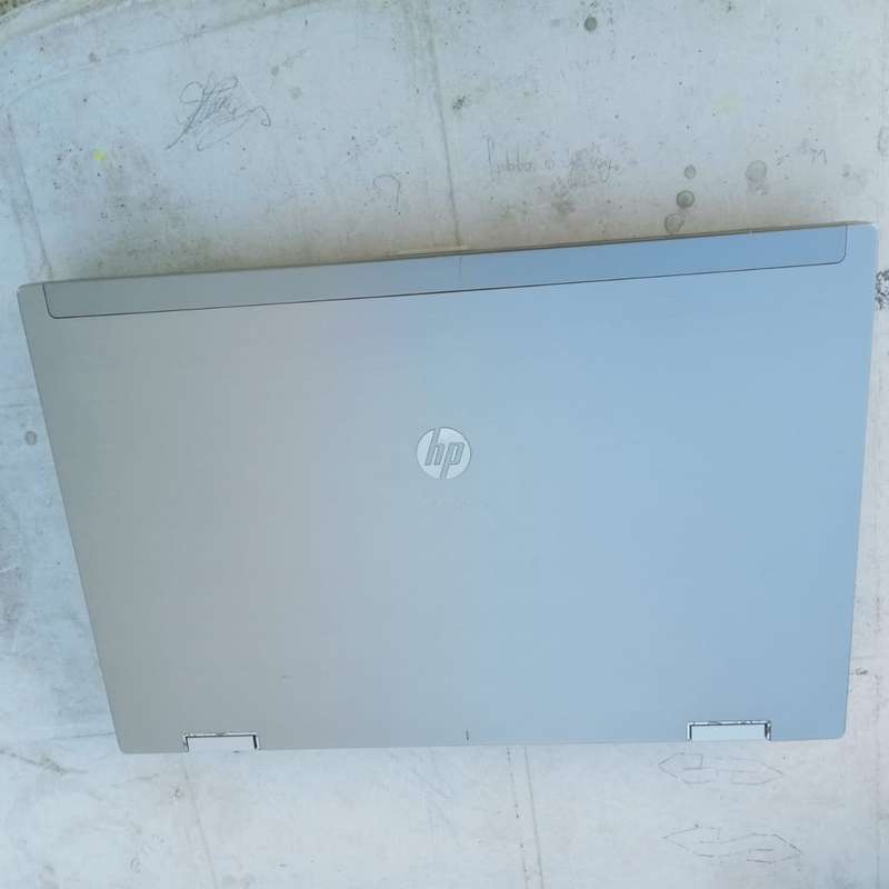Hp laptop i5 [old model[