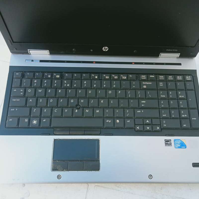 Hp laptop i5 [old model[