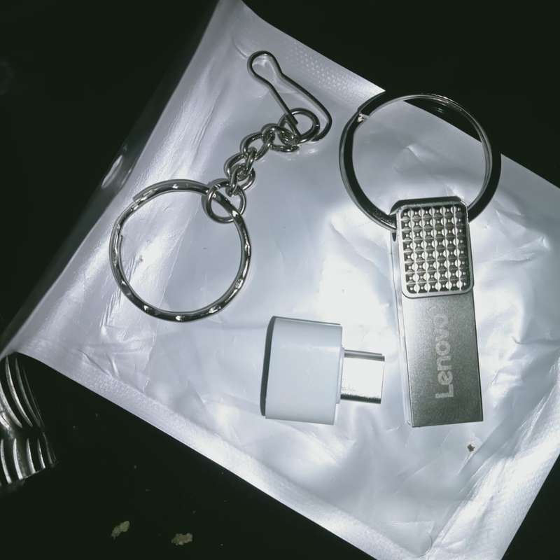LENOVO USB DRIVES 2TB (2000gigs) and TYPE C ADAPTER