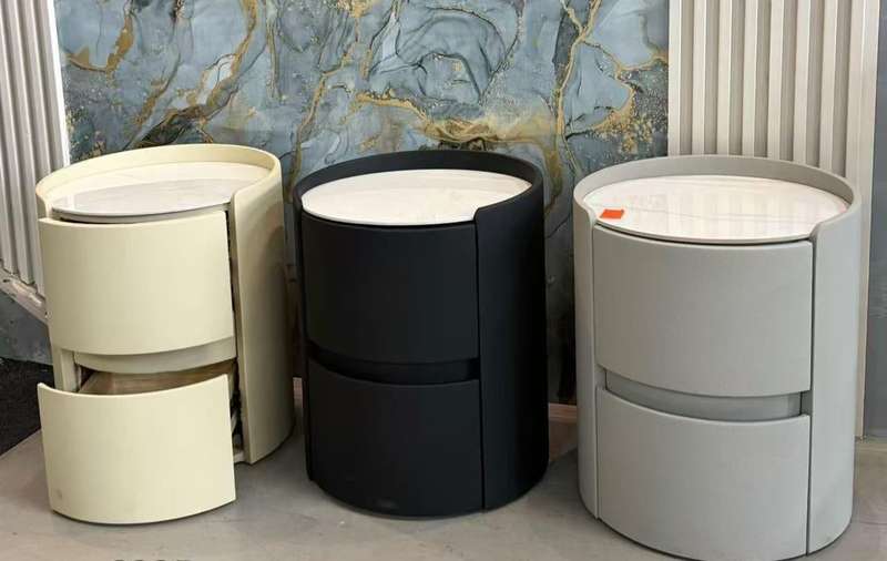 Modern Minimalist White Bedside Table Solid Wood Round Nightstand