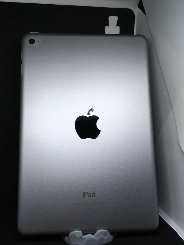 Ipad mini 4 | 128GB | Space Grey
