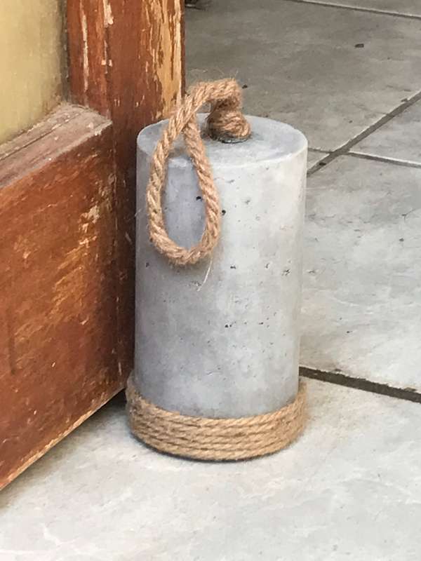Cement Door Stopper
