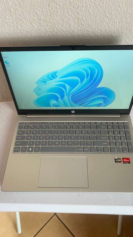 HP 15 AMD Ryzen 5, 8GB Ram, 512GB SSD | As New Boxed Demo