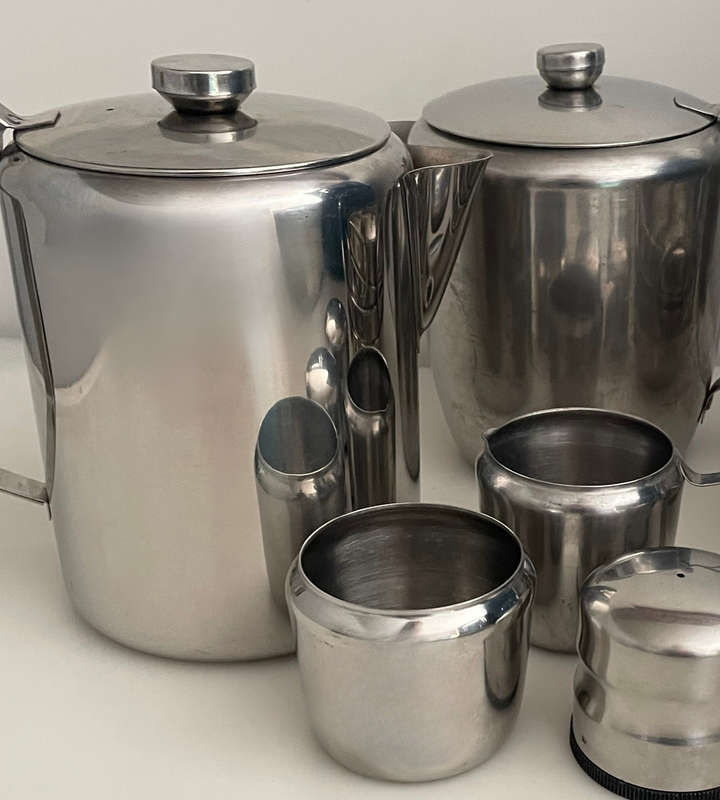 10-Piece 18-8 Stainless Steel Set
