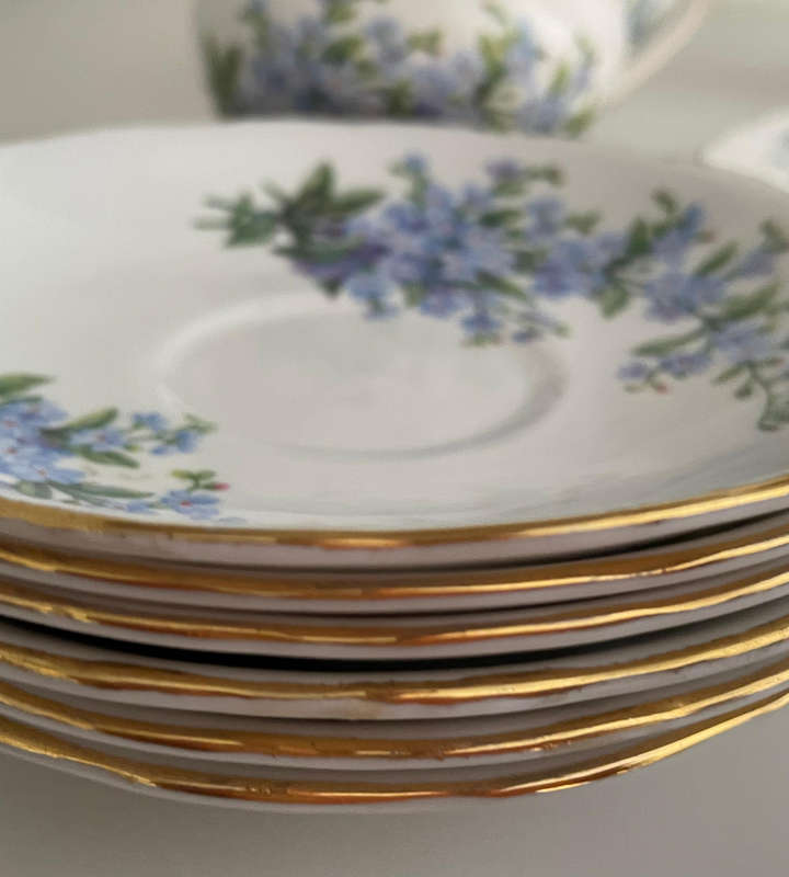 Vintage Royal Vale 21-Piece Bone China Tea Set  Blue Floral, Ridgway Potteries 1962
